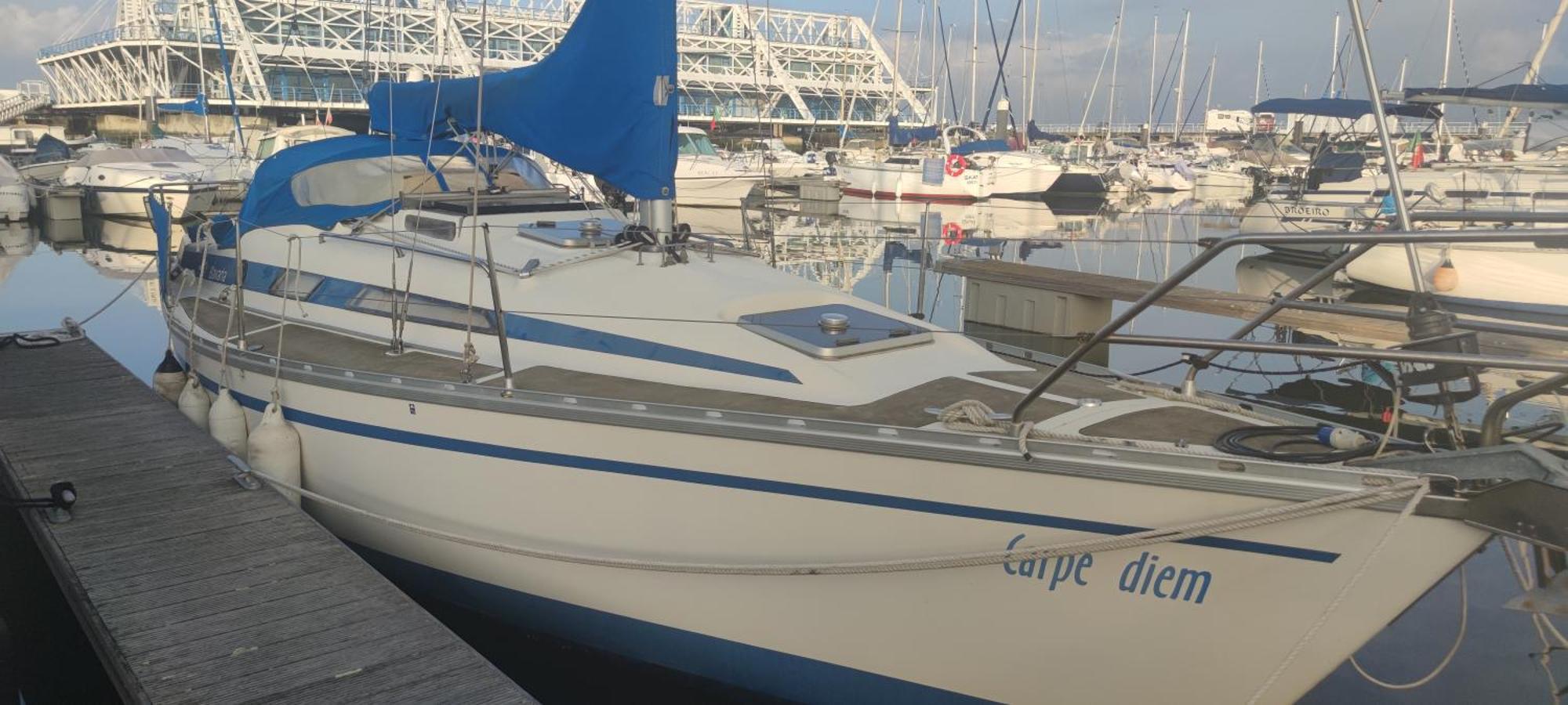 Carpe Diem Botel